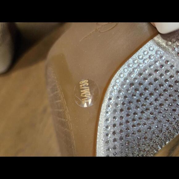 Jessica Simpson Glamorous Silver Sparkle High Heels - Picture 3 of 10
